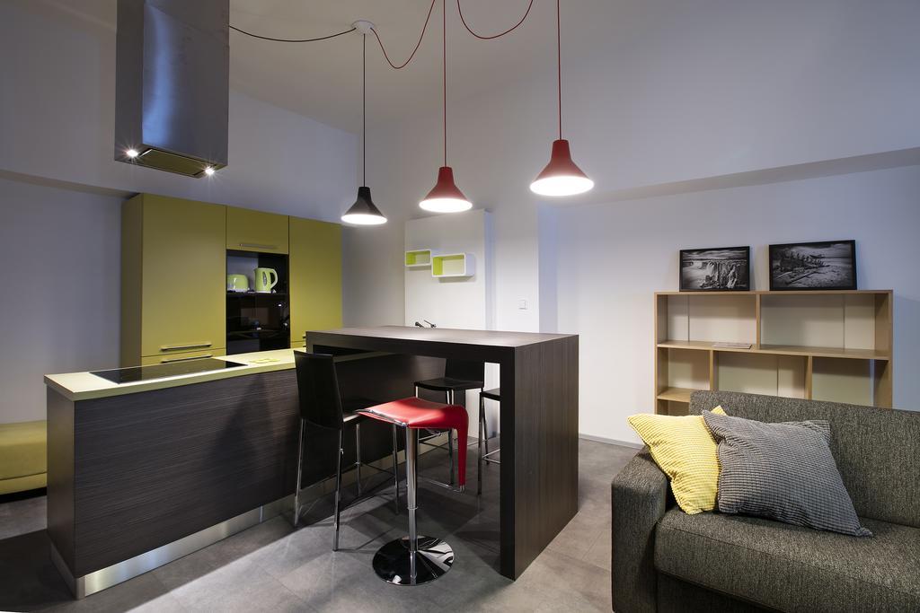 Apartments At The Blue Duckling Praga Exterior foto
