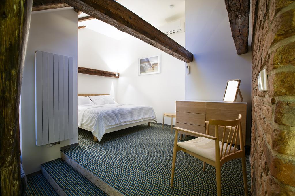 Apartments At The Blue Duckling Praga Exterior foto