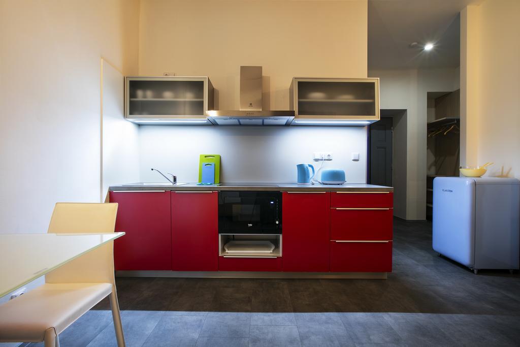 Apartments At The Blue Duckling Praga Exterior foto