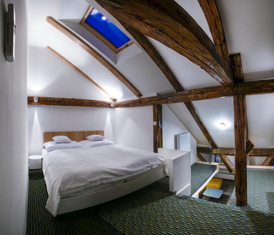 Apartments At The Blue Duckling Praga Exterior foto