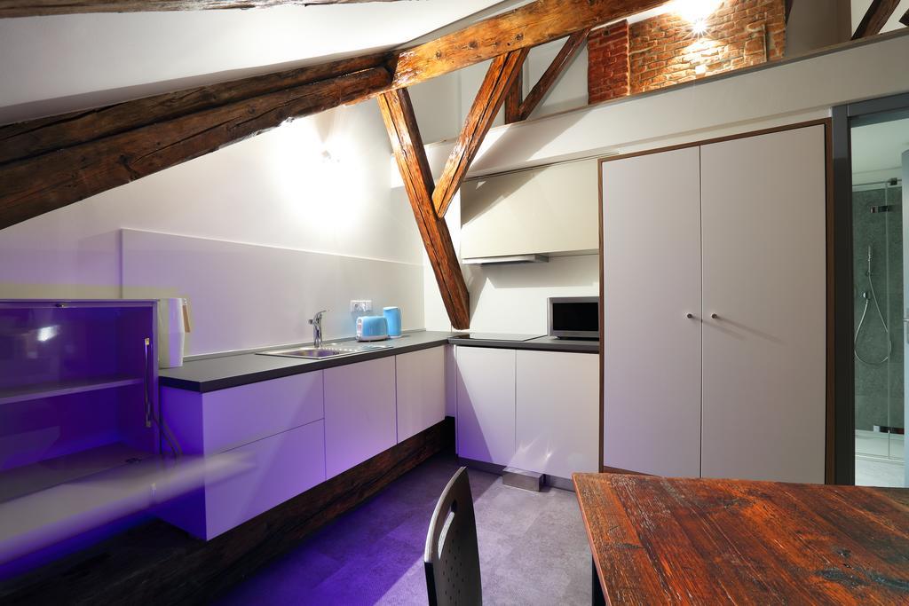 Apartments At The Blue Duckling Praga Exterior foto